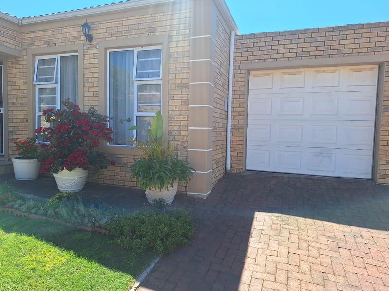 To Let 2 Bedroom Property for Rent in Vredekloof Western Cape
